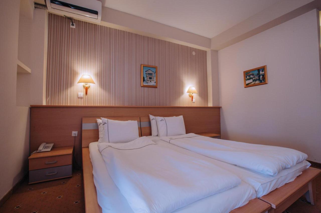 Hotel Filip Ohrid Exteriör bild