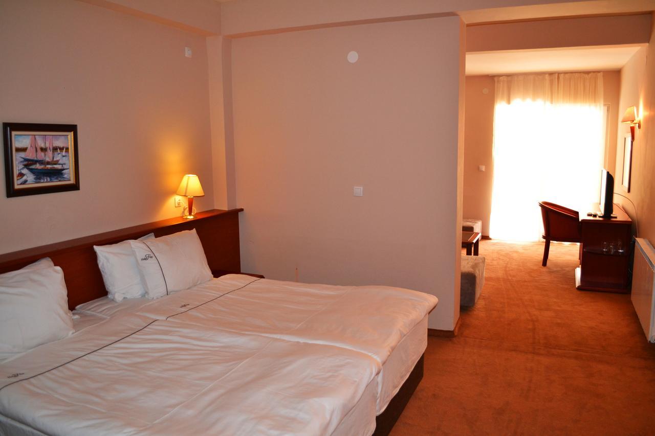 Hotel Filip Ohrid Exteriör bild
