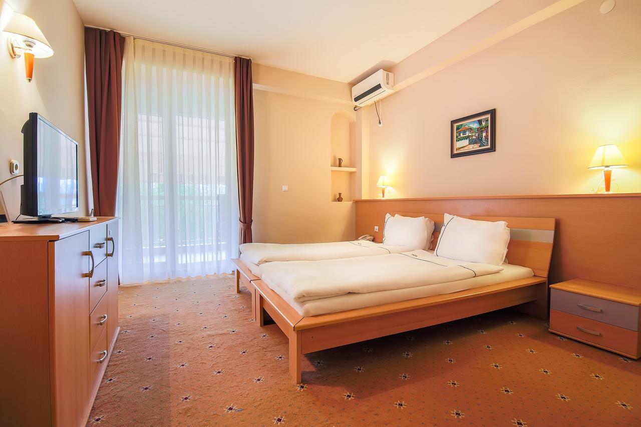 Hotel Filip Ohrid Exteriör bild
